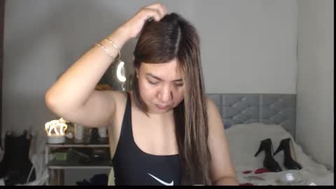 Snapshot of stellahugets chatting on 11.07.25 Stella online show from 11.07.25