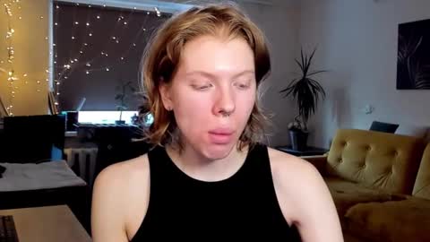 S T E L L A online show from 02.19.25