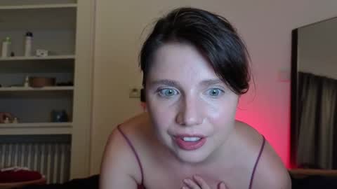 stellawells online show from 09.21.25