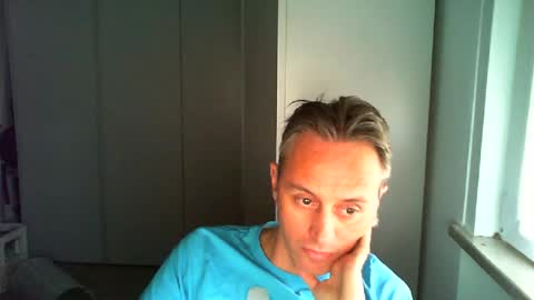 Snapshot of sten015 chatting on 07.16.26 sten015 online show from 07.16.26