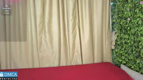 Stepha online show from 10.15.25