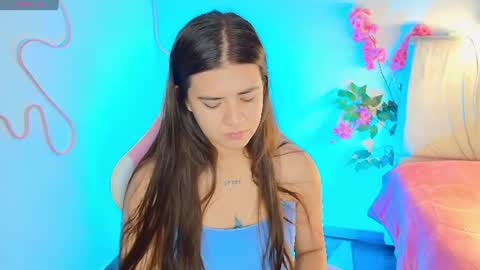 Snapshot of stepha_sweet chatting on 06.20.26 Emma online show from 06.20.26