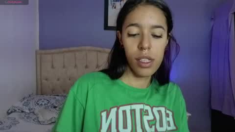 Stephania online show from 04.30.26