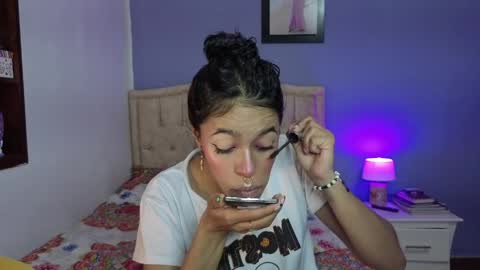 Stephania online show from 05.08.26