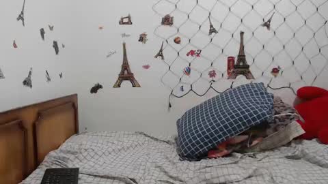 Stephanie   online show from 03.10.25