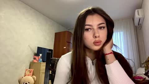 Snapshot of stephaniflicek chatting on 04.30.26 Stephani online show from 04.30.26