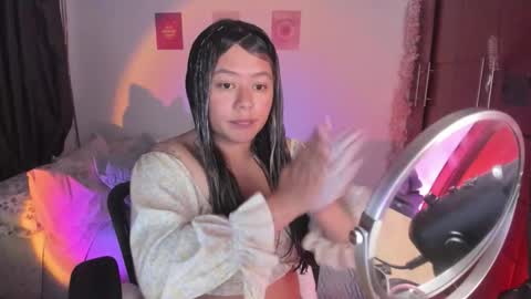 Stephanie  online show from 09.17.25