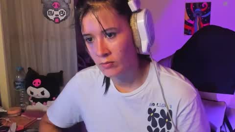 Stephany  independient model  online show from 09.30.25