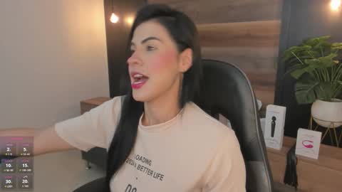 S T E P H A N Y A online show from 12.18.25