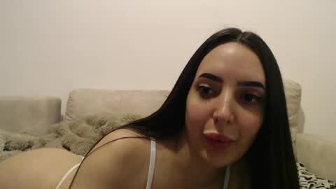 StepMommy19 online show from 03.11.26