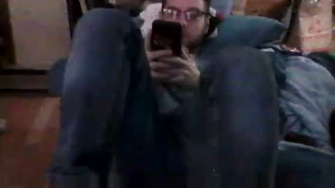 Snapshot of sterben13v chatting on 12.12.24 Ian23602 online show from 12.12.24