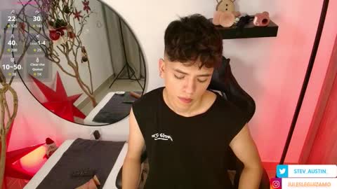 Snapshot of stev_austin_ chatting on 12.19.25 Stev austin online show from 12.19.25