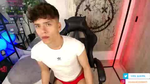 Snapshot of stev_austin_ chatting on 02.14.26 Stev austin online show from 02.14.26