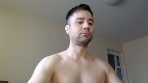 Snapshot of stevenbradley2017 chatting on 12.27.24 Steven online show from 12.27.24