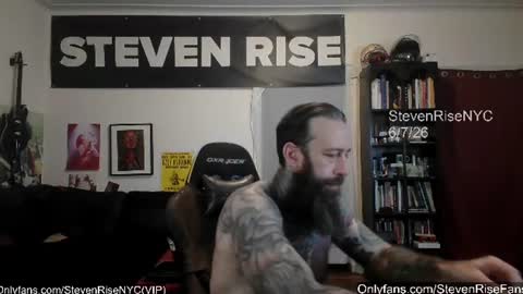 Snapshot of stevenrisenyc chatting on 06.08.26 StevenRiseNYC online show from 06.08.26