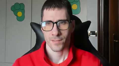 Snapshot of stevex870 chatting on 10.29.25 Steve online show from 10.29.25