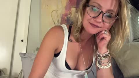 Snapshot of steviegirl4u chatting on 08.07.26 StevieGirl4U online show from 08.07.26