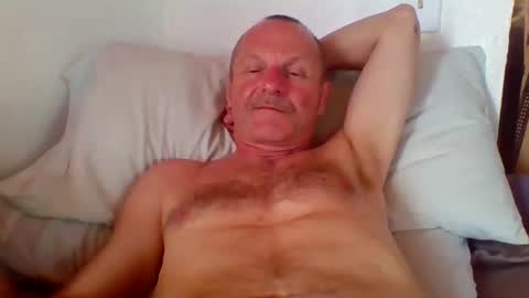 steviehard7 online show from 10.21.25
