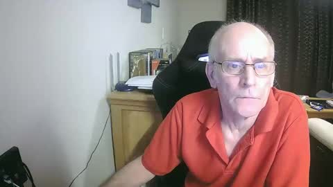 Snapshot of steviesmallcock chatting on 02.08.26 Steven online show from 02.08.26