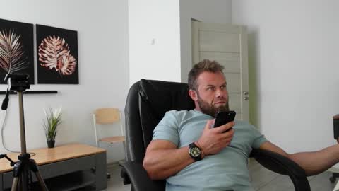 Stewart Barnz online show from 03.09.26