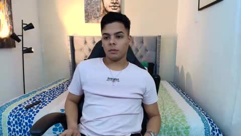 Snapshot of stewart_mateo_ chatting on 10.19.25 stewart online show from 10.19.25