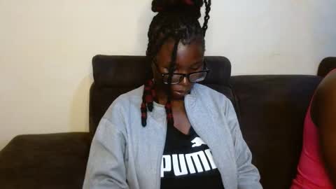 Snapshot of sticklavah chatting on 10.24.25 sticklavah online show from 10.24.25