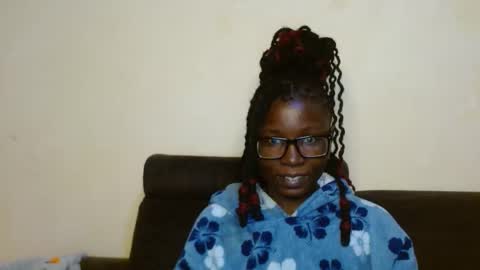 Snapshot of sticklavah chatting on 10.29.25 sticklavah online show from 10.29.25