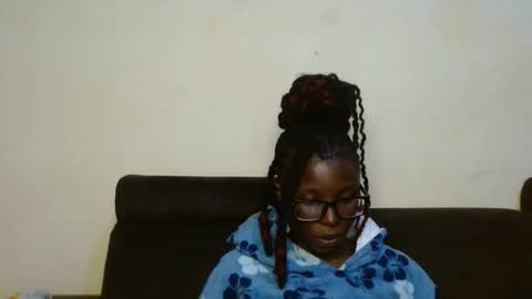 Snapshot of sticklavah chatting on 10.30.25 sticklavah online show from 10.30.25