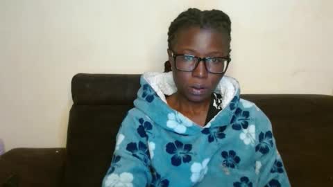 Snapshot of sticklavah chatting on 12.23.25 sticklavah online show from 12.23.25