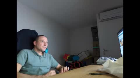 Snapshot of stickolive1 chatting on 02.19.26 stickolive1 online show from 02.19.26