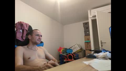 Snapshot of stickolive1 chatting on 02.25.26 stickolive1 online show from 02.25.26