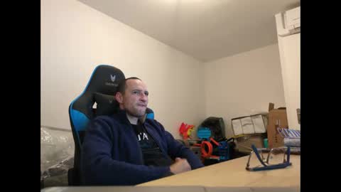 Snapshot of stickolive1 chatting on 03.26.26 stickolive1 online show from 03.26.26