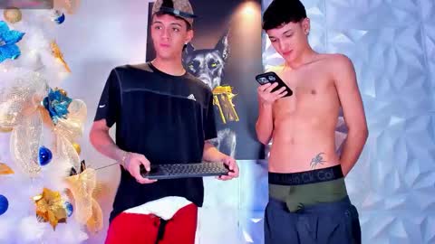 Snapshot of stiiveen_24cm chatting on 12.19.25 Stiven brendan online show from 12.19.25