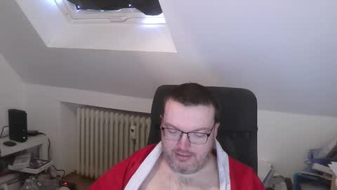 Snapshot of still_alive1985 chatting on 12.18.25 Oliver online show from 12.18.25