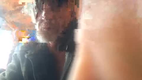 Snapshot of stirlingfirewood chatting on 10.26.25 stirlingfirewood online show from 10.26.25