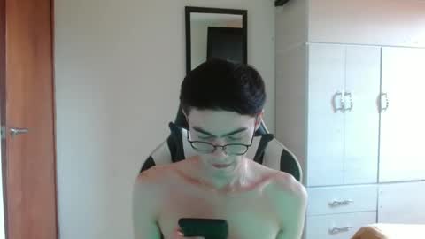 Snapshot of stiv_grant chatting on 02.01.25 stiv_grant online show from 02.01.25