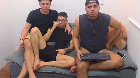 friends online show from 12.18.24