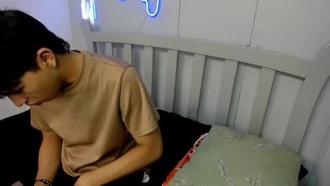 Snapshot of stiwentwink chatting on 11.27.25 Stiwen online show from 11.27.25