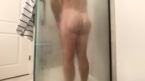 Snapshot of stlhotwifeguy chatting on 09.22.25 stlhotwifeguy online show from 09.22.25