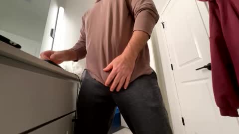 stlhotwifeguy online show from 12.21.25