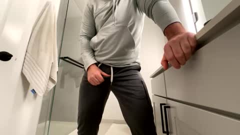 Snapshot of stlhotwifeguy chatting on 03.07.26 stlhotwifeguy online show from 03.07.26