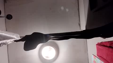 Oval2022 online show from 12.04.25