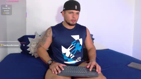 Stone Lee  online show from 12.04.25