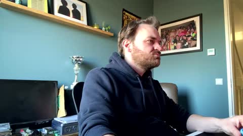 Snapshot of stonednboner chatting on 02.01.25 Stonerboner online show from 02.01.25