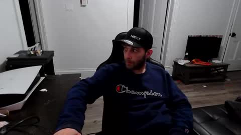 Snapshot of stonedpanda77 chatting on 12.22.25 stonedpanda77 online show from 12.22.25