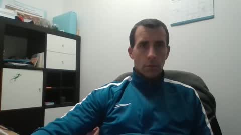 Snapshot of storanex chatting on 12.01.25 storanex online show from 12.01.25