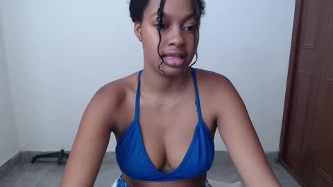 stormihills_ online show from 02.20.26