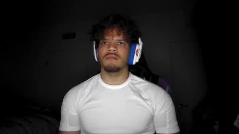 Snapshot of str8dj chatting on 10.14.25 Dj online show from 10.14.25