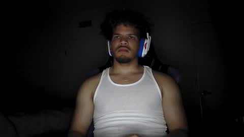 Snapshot of str8dj chatting on 10.17.25 Dj online show from 10.17.25