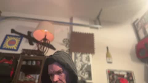 Str8 online show from 02.20.25